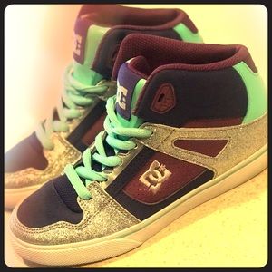 DC High Tops Girls Size 3